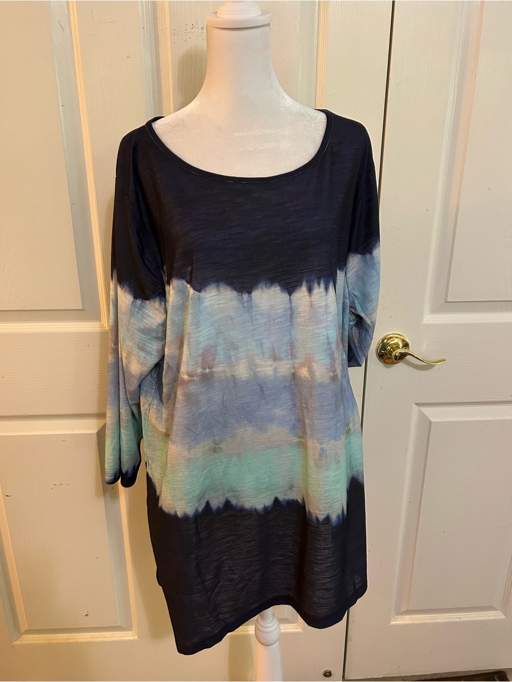 NWT Avenue tie dye 3/4 sleeve tee, size 18/20